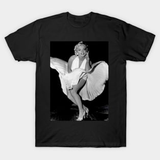 Marilyn Monroe Dress Blowing Up in Seven Year Itch Print T-Shirt